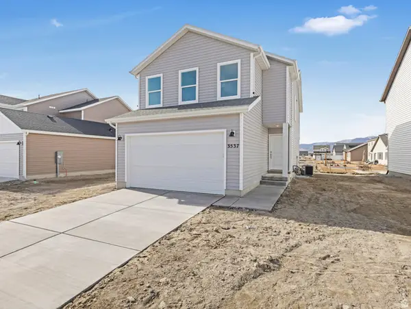 3529 N Sparrow Ln #215, Eagle Mountain, UT 84005
