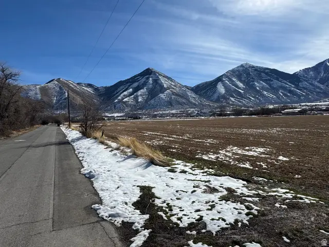 180 N Woodland Hills Dr E, Salem, UT 84653 - #2