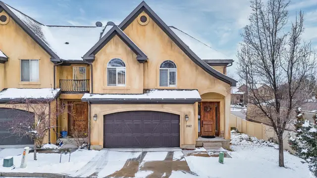 1842 E Rouen Cir, Holladay, UT 84117 - #1