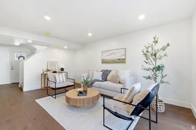 1621 N Angel St W, Layton, UT 84041 - #3