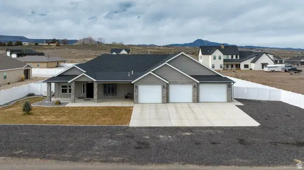 659 N Creekview Dr, Panguitch, UT 84759