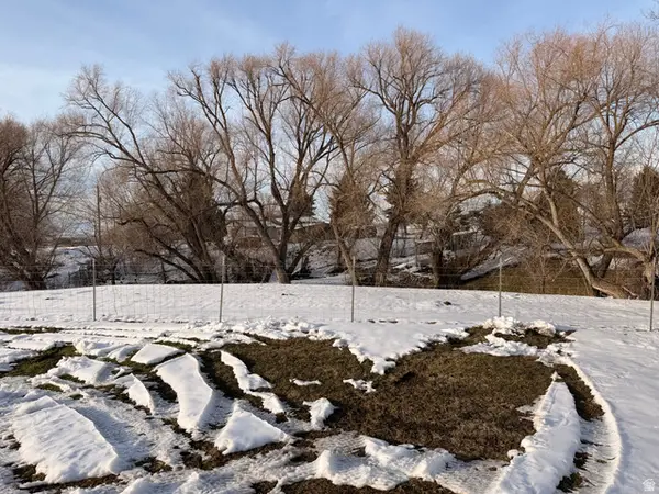 8800 S, Paradise, UT 84328