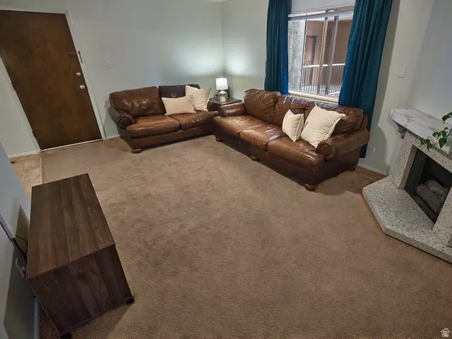 240 E 400 N #7, Logan, UT 84321 - #3