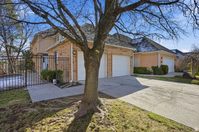 4507 S Countrylane Rd, Millcreek, UT 84117 - #1