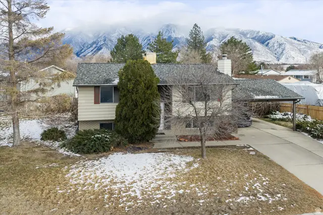 10491 S Amaryllis Dr E, Sandy, UT 84094 - #2