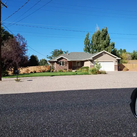 240 W 200 S, Monroe, UT 84754