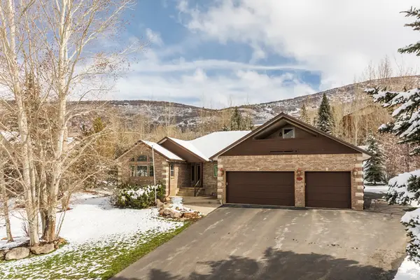 9106 N Upper Lando Ln, Park City, UT 84098