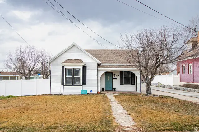 87 E Pioneer Ave, Sandy, UT 84070 - #1