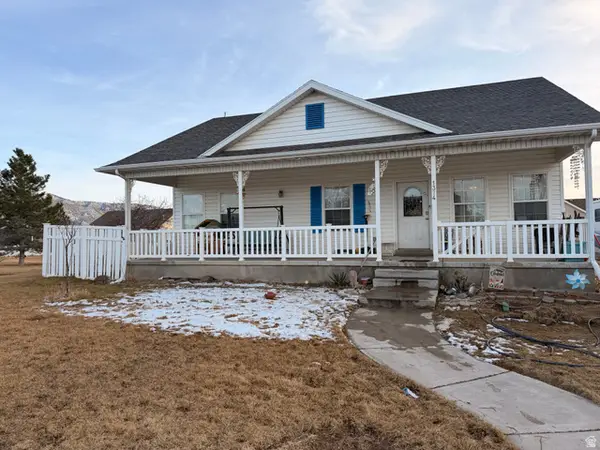 1374 E Falcon Ln, Eagle Mountain, UT 84005