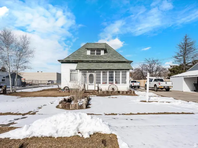 340 Jefferson St, Montpelier, ID 83254 - #1