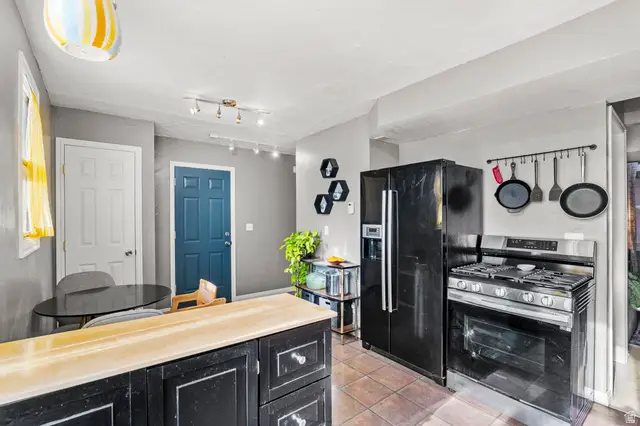 904 39th St, Ogden, UT 84403 - #3