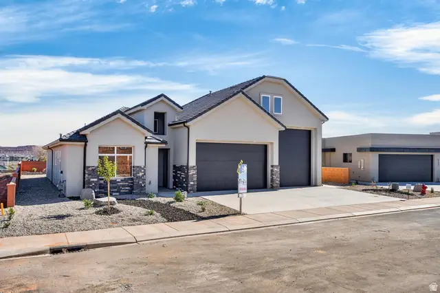 915 S 170 E, Ivins, UT 84738 - #1