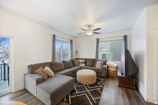 855 N Glen Eagles Ct W, Tooele, UT 84074 - #2