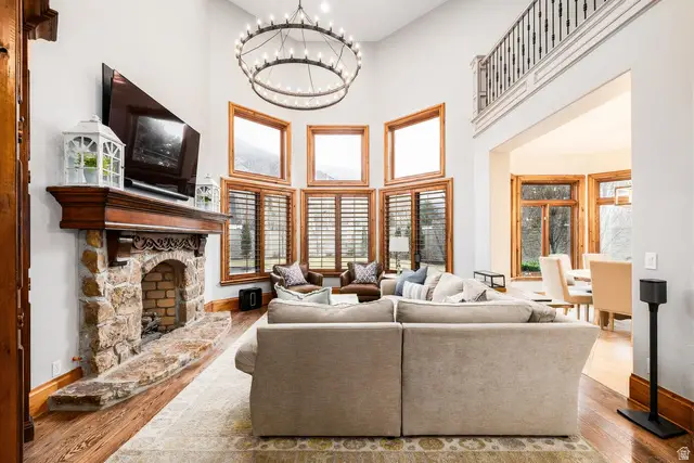 5083 S Clarenden Pl E, Holladay, UT 84117 - #2