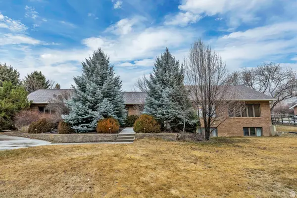 887 E Village Way, Alpine, UT 84004
