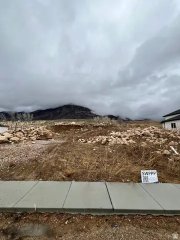 140 E 4100 N #140, North Ogden, UT 84414