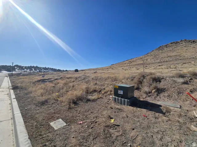 9735 N Eagle Cv, Eagle Mountain, UT 84005 - #3