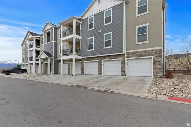 660 N Emery Ln W, Vineyard, UT 84059 - #2