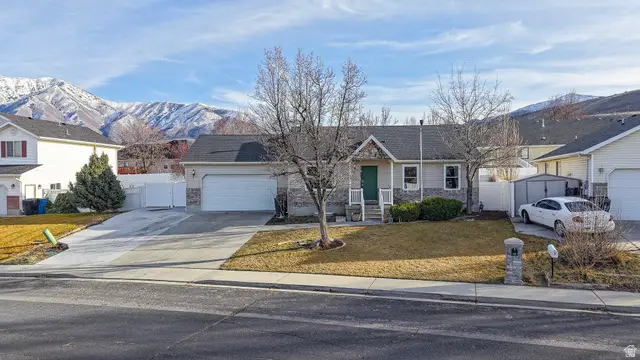 1216 E Loafer View Dr, Payson, UT 84651 - #1
