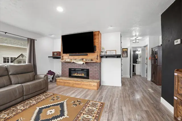 484 N Main St, Malad City, ID 83252 - #3