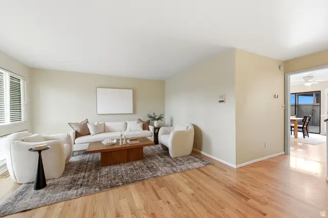 1592 E Park Pl N, Holladay, UT 84121 - #3