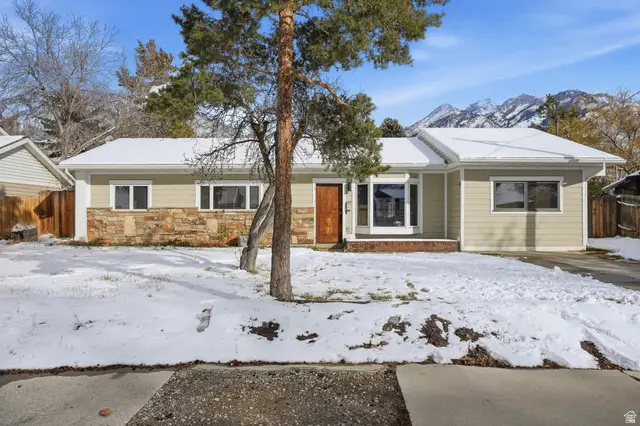 6945 S Virginia Dr, Cottonwood Heights, UT 84121 - #3