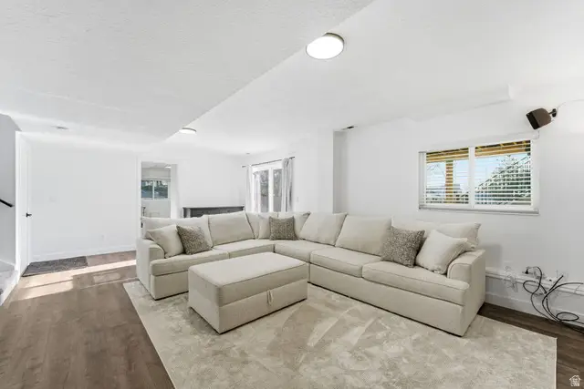 2189 N 1950 E, Layton, UT 84040 - #3