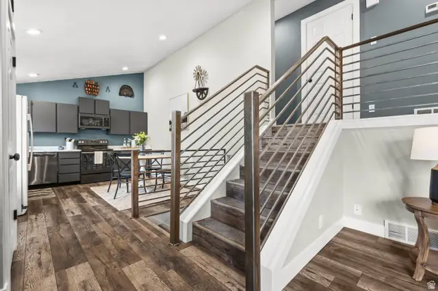 3193 W Meadow Green Way, West Jordan, UT 84088 - #2