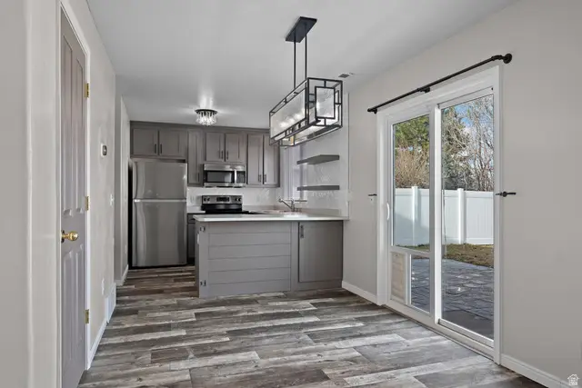 115 Strasbourg Ln, Stansbury Park, UT 84074 - #3