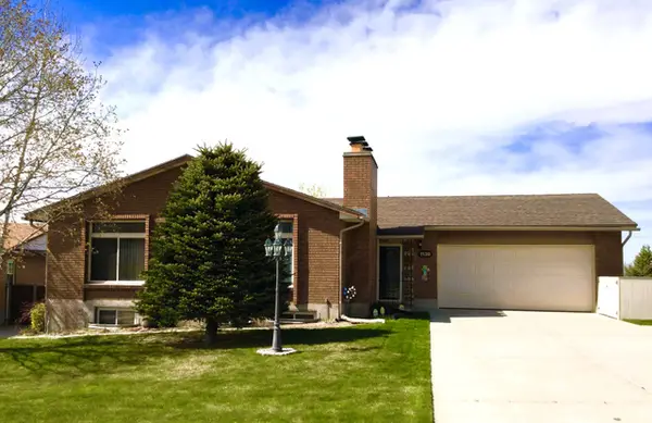 1139 E Hidden Valley Dr, Sandy, UT 84094
