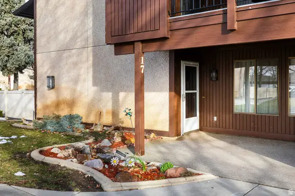 325 E 2550 N #17, North Ogden, UT 84414