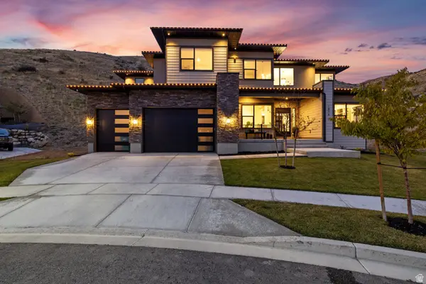 1876 W Oakwood Cir N, Lehi, UT 84043