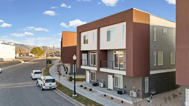 458 E Depot St, Clearfield, UT 84015 - #3