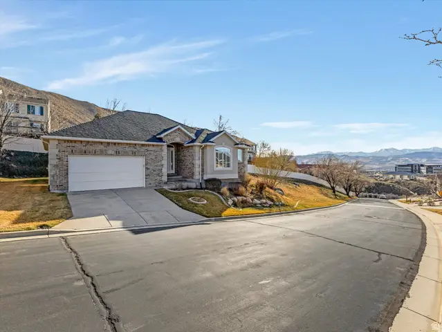 352 E Haven Crest Rd, Draper, UT 84020 - #2
