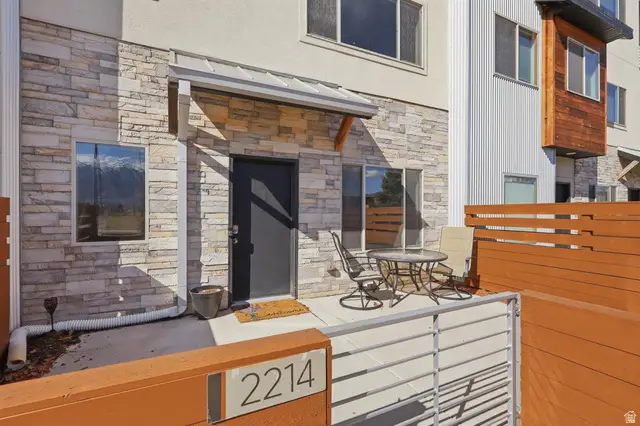 2214 N 450 W, Layton, UT 84041 - #2