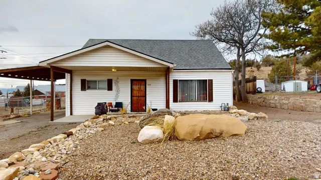 365 Edgehill Dr, Sunnyside, UT 84539 - #1