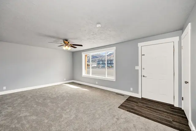 215 N 800 E, Hyrum, UT 84319 - #2