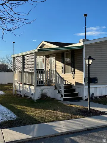 3086 Justice St W, West Valley City, UT 84119