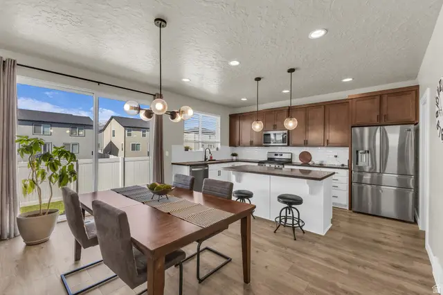 5147 N Oak Creek Dr, Eagle Mountain, UT 84005 - #3