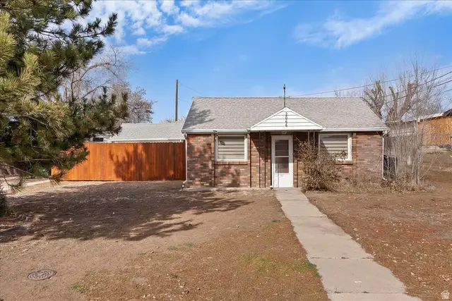 2066 W 6000 S, Roy, UT 84067 - #1