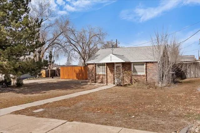 2066 W 6000 S, Roy, UT 84067 - #2
