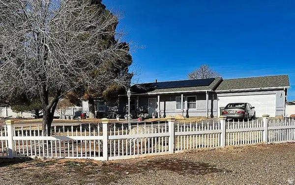 1060 E Freedom Way, Big Water, UT 84741