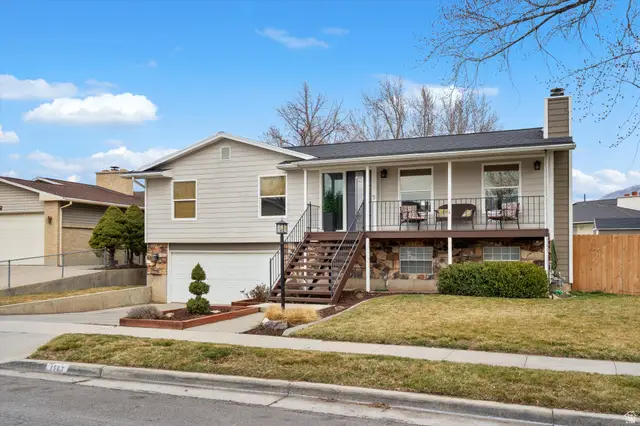 1563 E Tameron Dr, Sandy, UT 84092 - #2