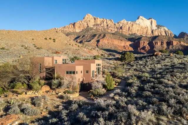 261 Valley View Dr, Springdale, UT 84767 - #1