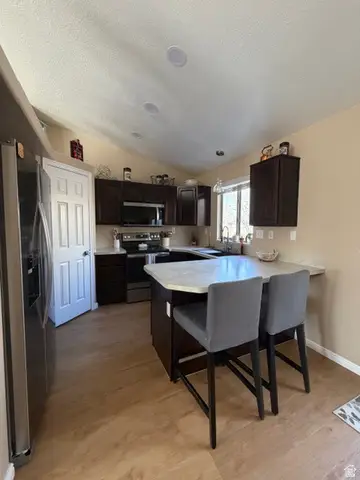 404 Meadowbrook Dr., Ogden, UT 84404 - #3