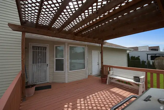 820 W 2350 N, Layton, UT 84041 - #3