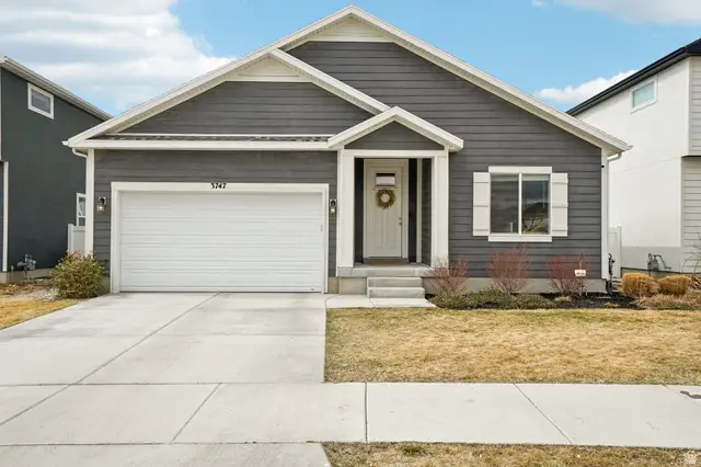 3747 N Deepwater Dr, Eagle Mountain, UT 84005 - #1
