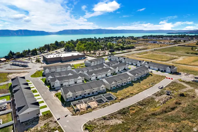 526 N Richland Valley St #10, Garden City, UT 84028 - #3