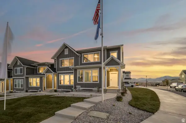 7527 S Topaz Sky Ln, West Jordan, UT 84081