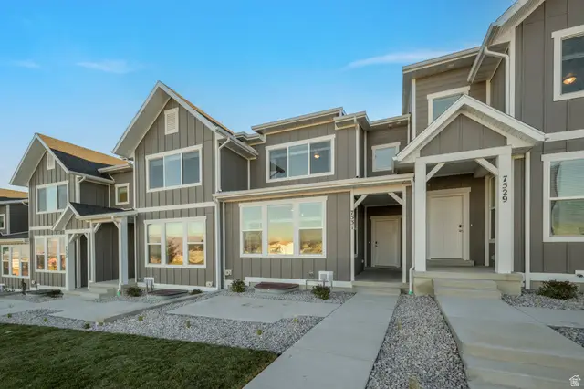 7531 S Topaz Sky Ln, West Jordan, UT 84081 - #3